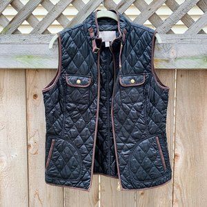 Banana Republic Quilted Lightweight Vest - Size M